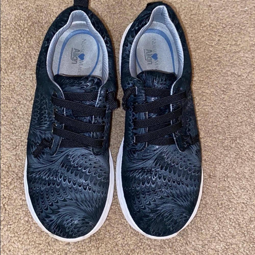 Nurse Mates Align Shoes
